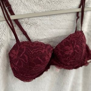 Victoria secret 34b date night bra!
